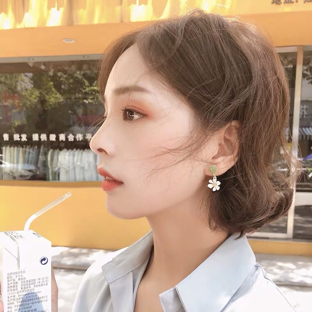 Flower earring